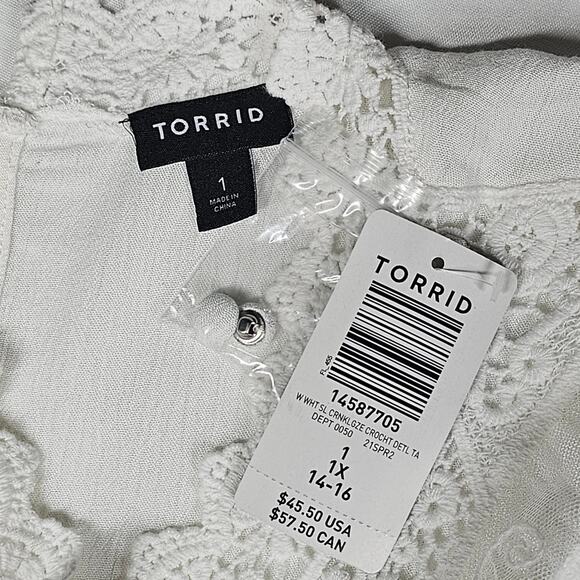 Torrid Crinkle Gauze Crochet Detail Tank in White NWT Size 1/ 1X/ 14-16 - Picture 7 of 9